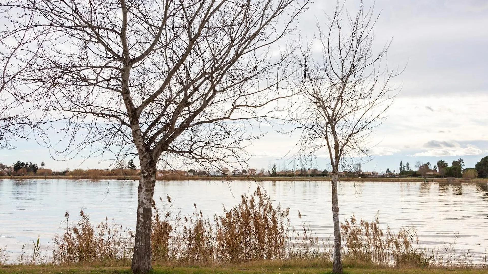 Nature Hideaway In Deltebre For Families 0*,