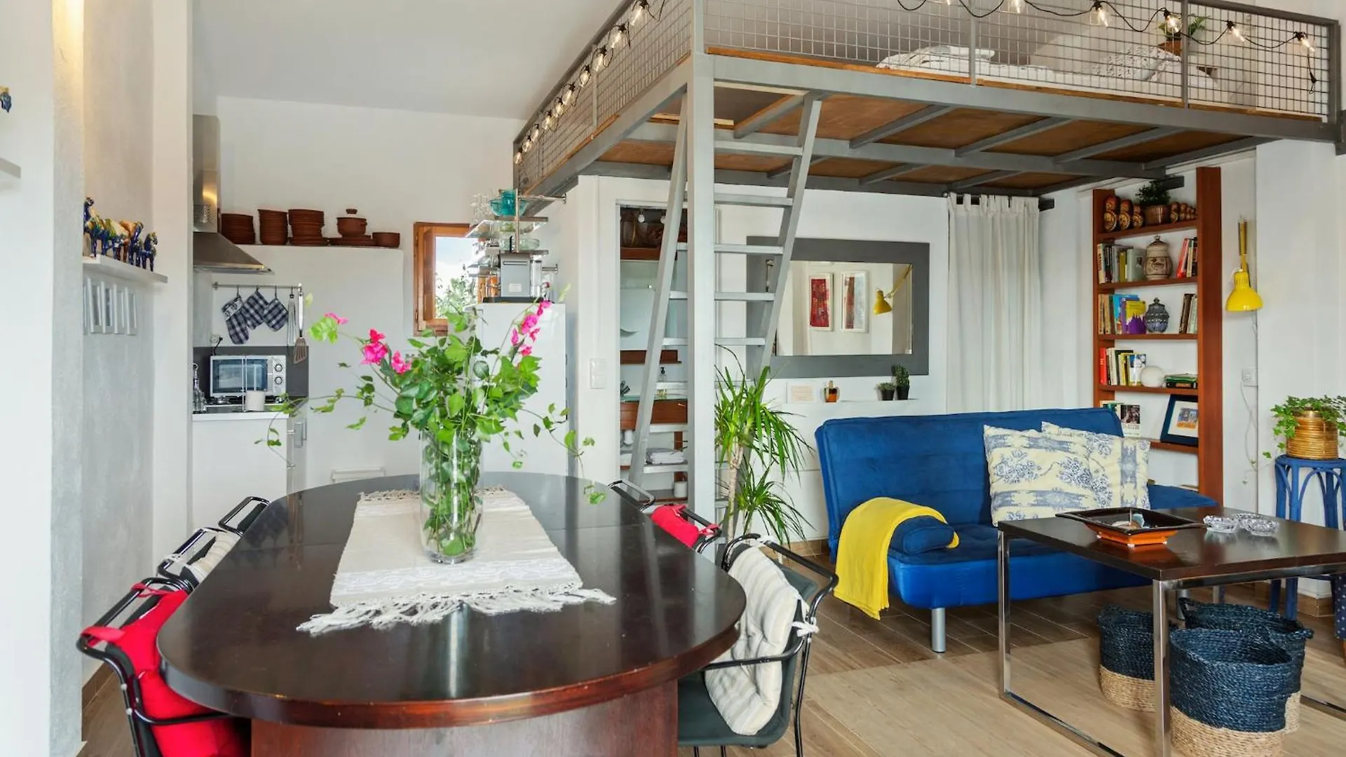Nature Hideaway In Deltebre For Families